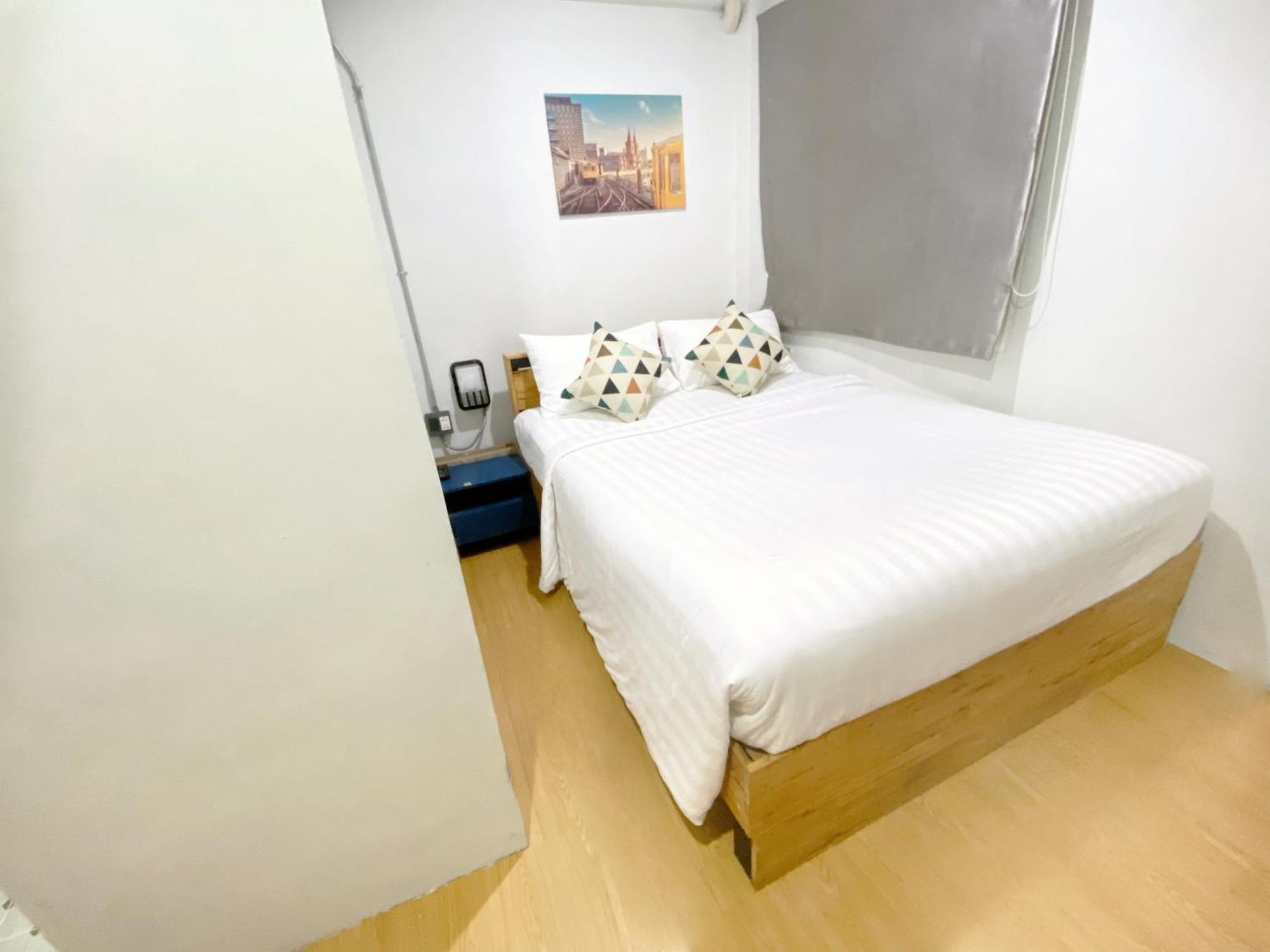 ซับรูมโฮเทล Subroom Hotel Szuratthani Kültér fotó